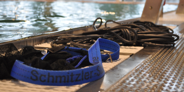 Schwimmgummi Wasser Kraftraining