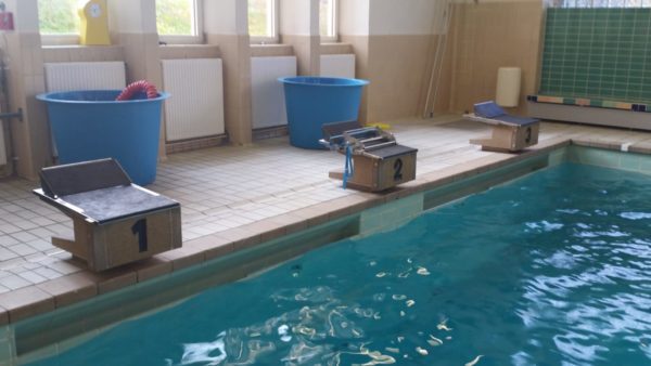 Olympia-Flair mit mobilen Startsystemen im antiken Friedensschulbad Schwenningen